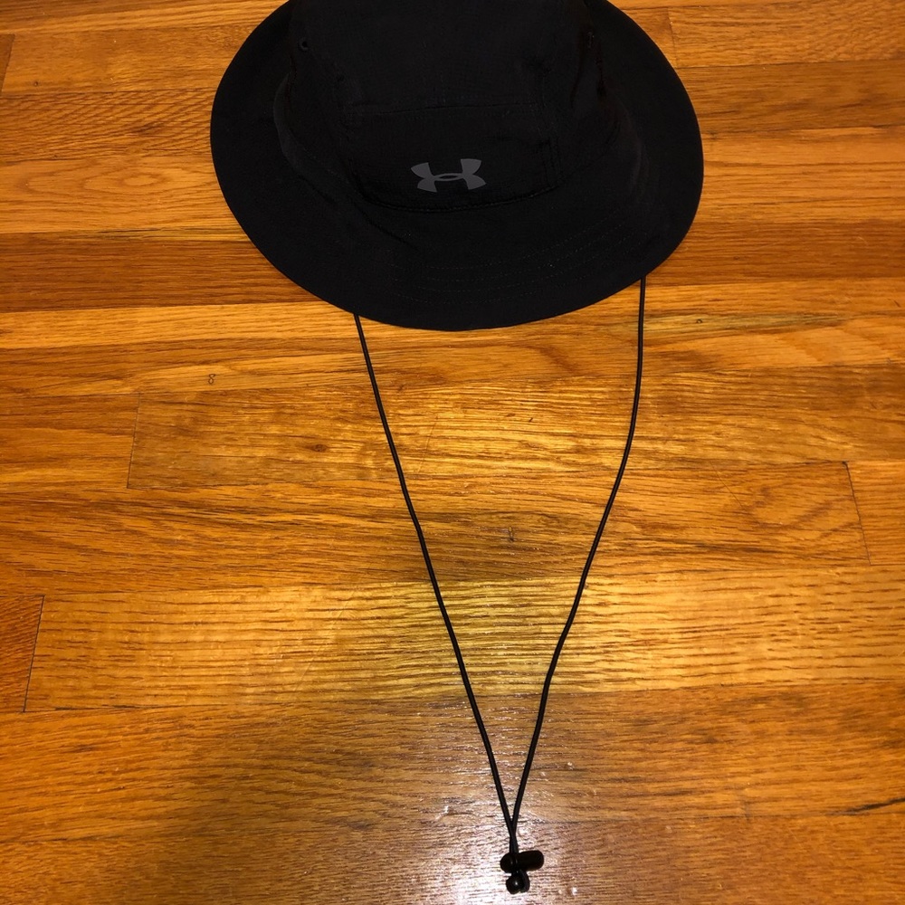 underarmour bucket hat
